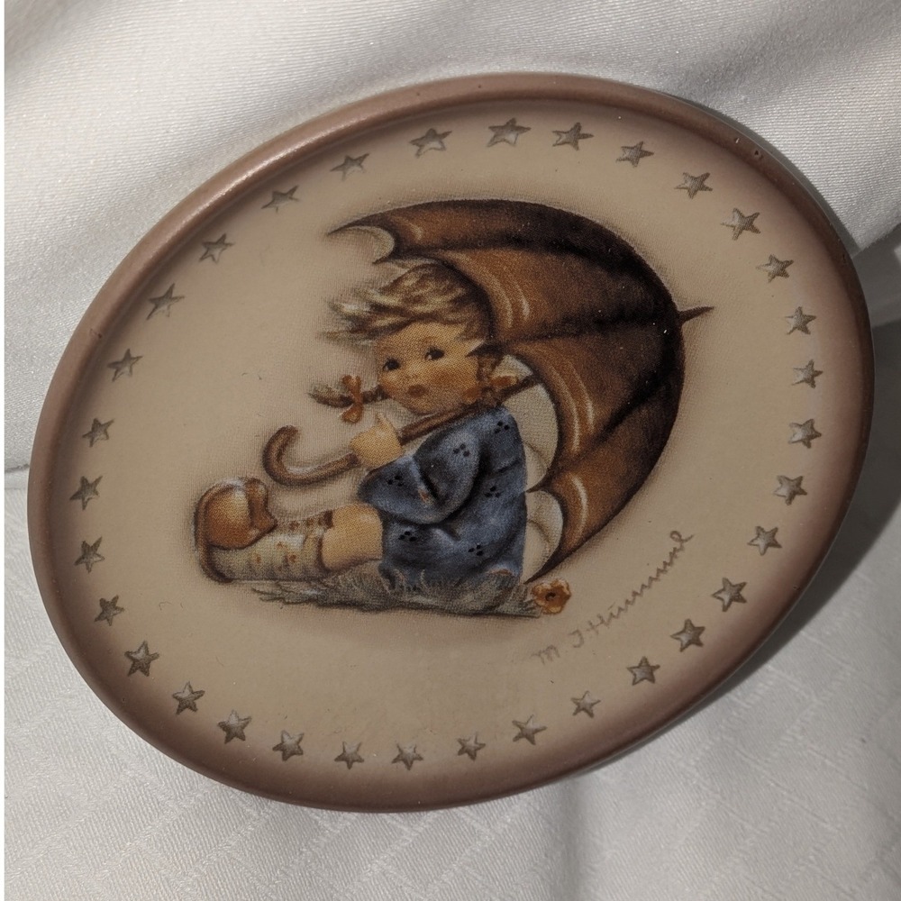 Goebel Hummel Umbrella Girl Mini Plate 1982 Motif Hum 982 12th Edition Boxed